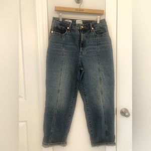 Universal Threads boyfriend cut jeans